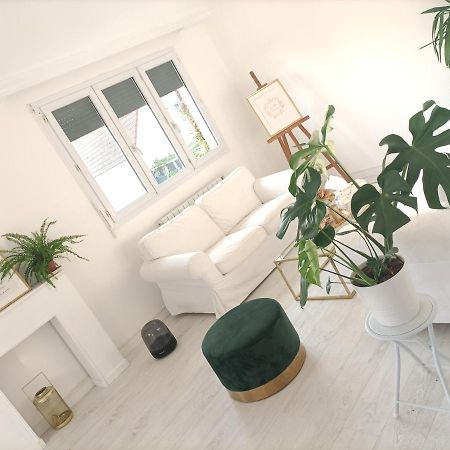 Guibert Home - Appartement Spacieux A 20 Min De Paris Вільнев-ле-Руа Екстер'єр фото